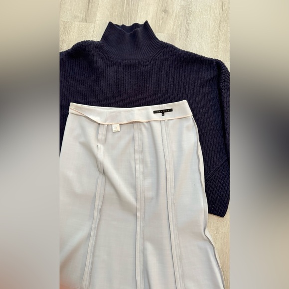 Theory Knee High A line Skirt - Picture 11 of 16